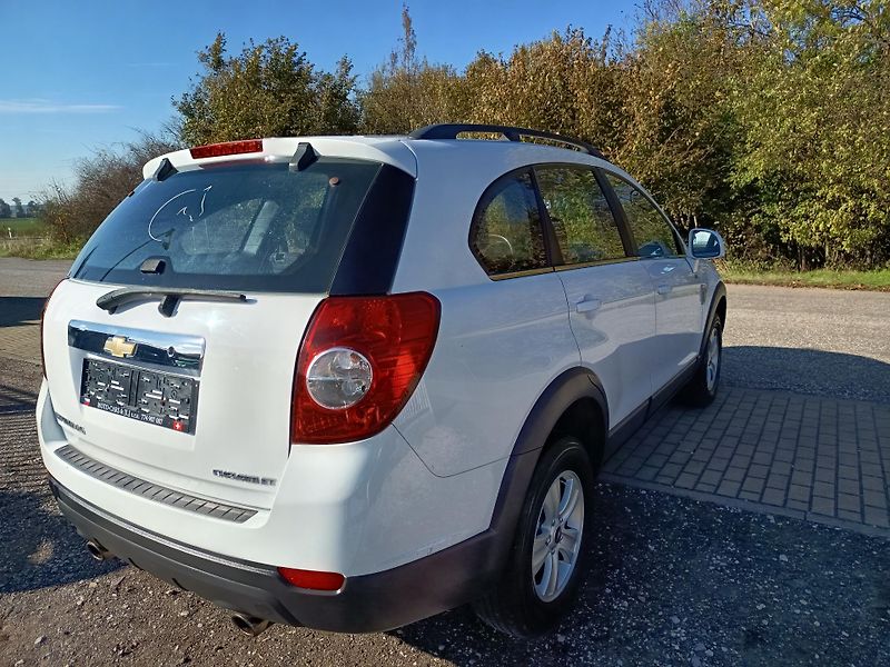 Chevrolet Captiva (2011) 2.4 100Kw  - fotka 15 z 52