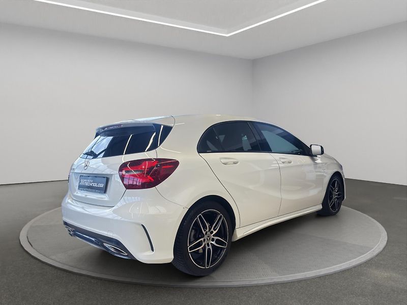 Mercedes-Benz Třídy A (2017) A 200 AMG Line - fotka 5 z 23