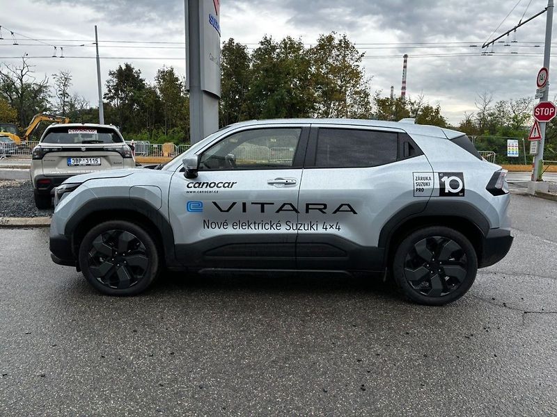 Suzuki e VITARA Elegance 61 kWh - fotka 4 z 14