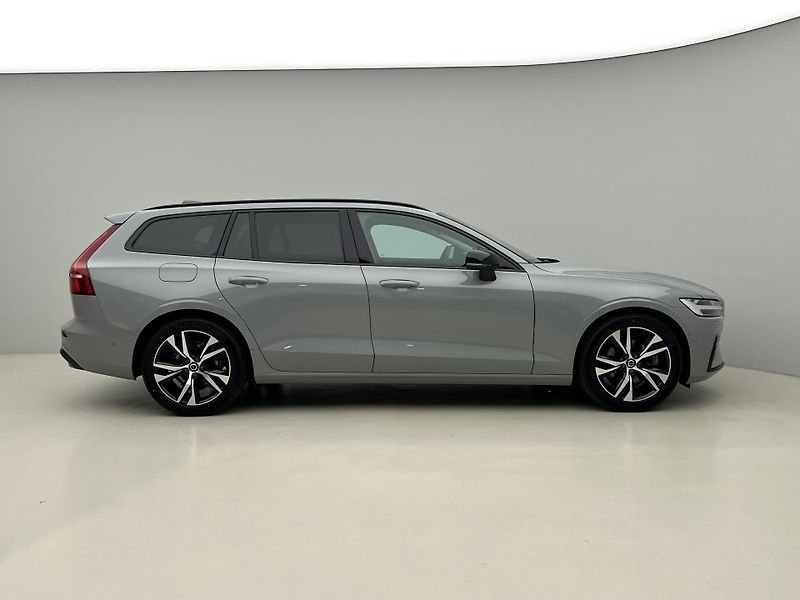 Volvo V60 B4 PLUS DARK AUT 1.maj. - fotka 10 z 43