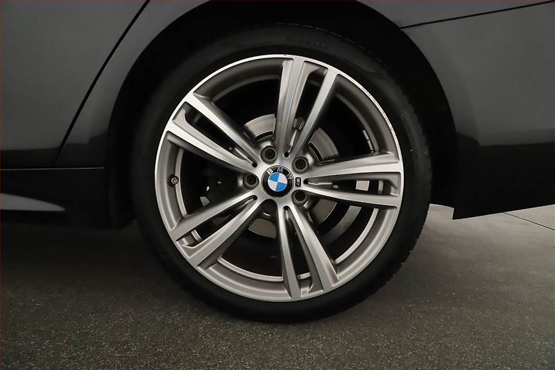 BMW Řada 4 (2017) 420d xDrive - fotka 20 z 20