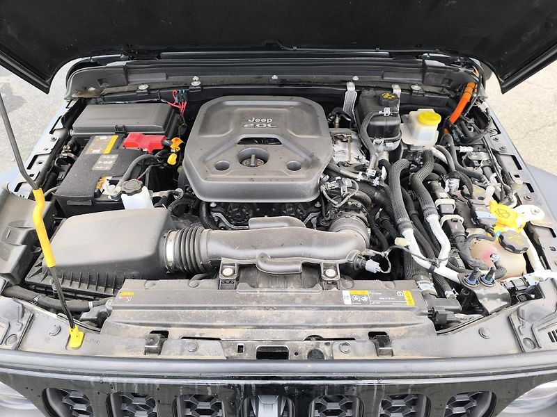 Jeep Wrangler (2022) 2.0 PHEV,4x4,ČR,SERVISN9 KN - fotka 37 z 38