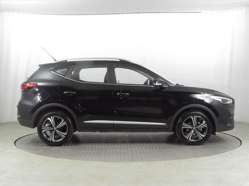 MG ZS (2024) Essential 1.5, Serv.kniha - fotka 6 z 17