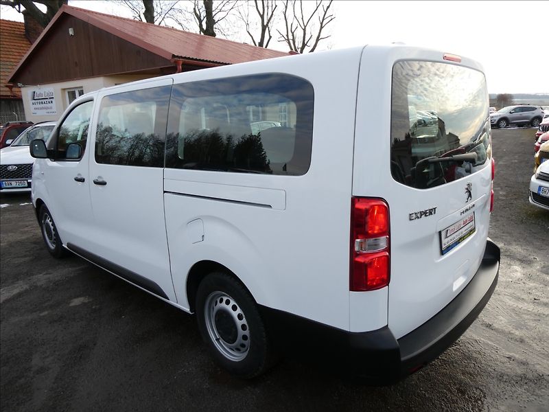 Peugeot Expert 1,5 HDi 1.MAJ.,LONG,9.míst,DPH - fotka 7 z 46