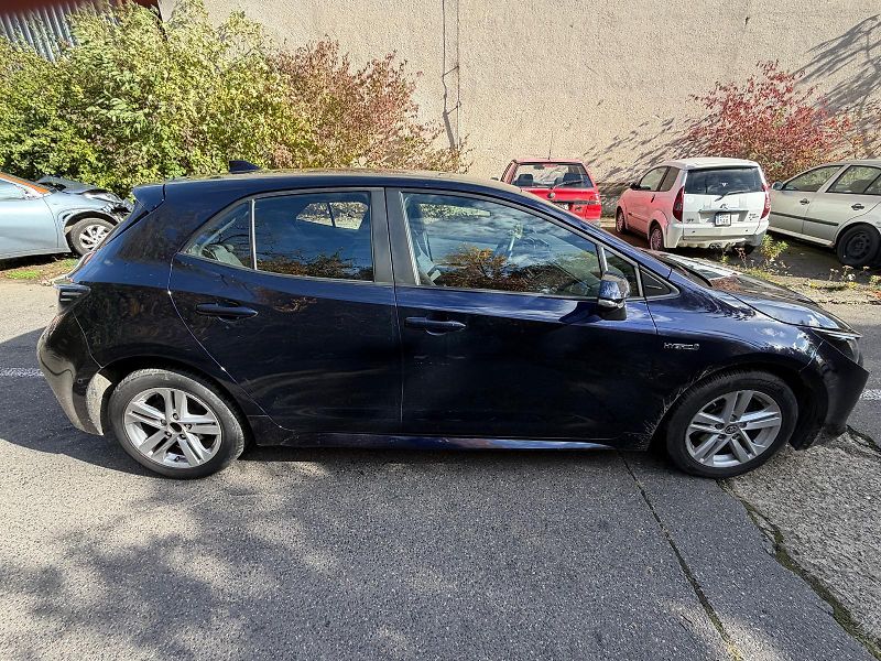 Toyota Corolla (2022) Corolla Hatchback 1.8 Hybrid - fotka 4 z 15