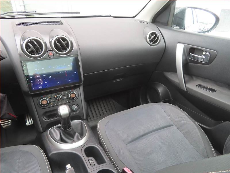 Nissan Qashqai (2010) 1.6, LPG, Serv.kniha, Tempomat - fotka 8 z 17