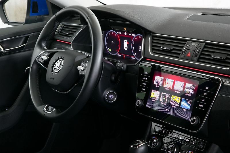 Škoda Superb 2.0TDI 110kW DSG Tažné Webasto - fotka 14 z 37