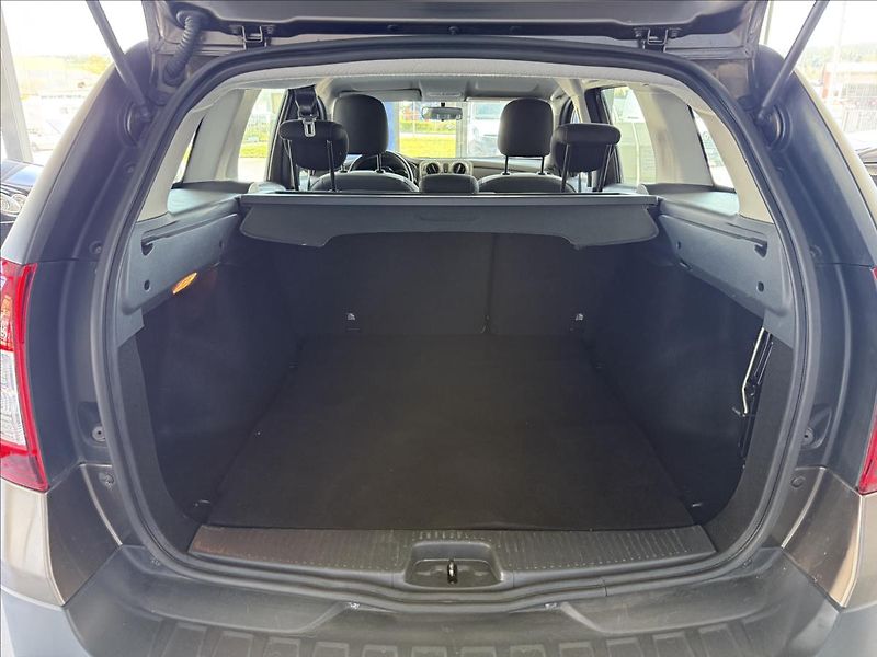 Dacia Logan 0,9   66kW,STEPWAY,1.MAJITEL - fotka 21 z 23