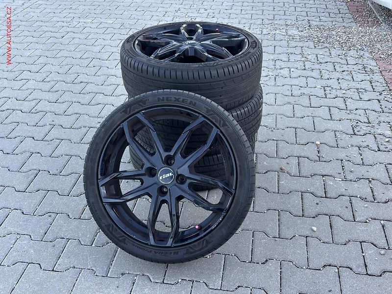 Abarth 500 (2012) 1.4 T, AT, xenon, kůže - fotka 19 z 19