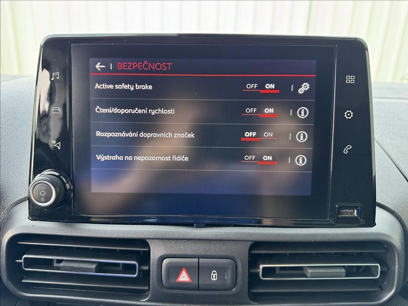 Citroën Berlingo 1,5 BlueHDi tažné DPH 1.maj ČR - fotka 37 z 50