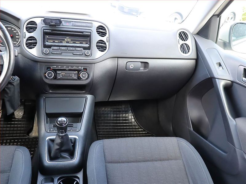 Volkswagen Tiguan (2011) 1.4 TSI, 4X4, Serv.kniha - fotka 8 z 19