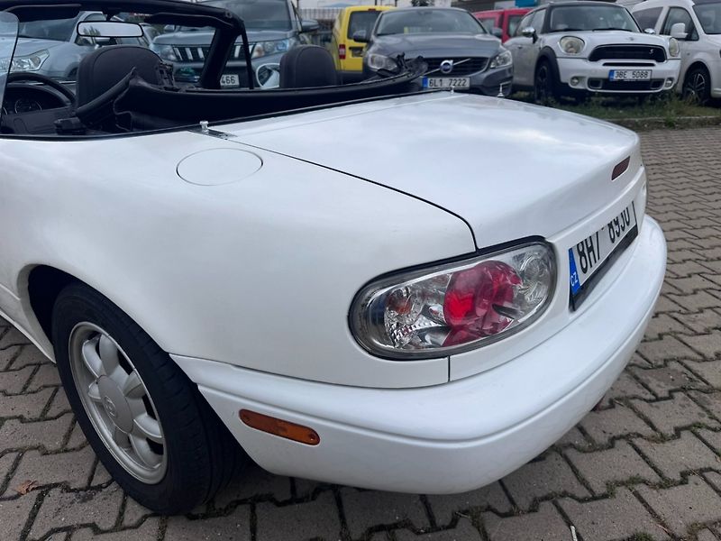 Mazda MX-5 (1990) NA 1,6i 85 KW MRKAČKA STK - fotka 14 z 47