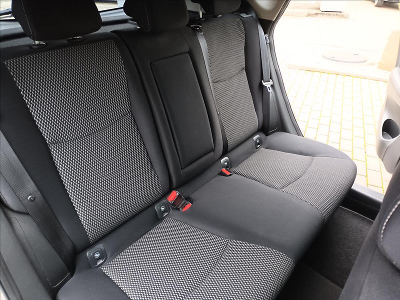 Nissan Pulsar 1,2 DIG-T,1MAJ,ČE,SERVIS,KOLA - fotka 22 z 40