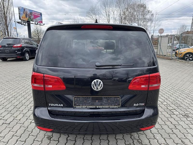 Volkswagen Touran 2.0 TDI 130 kW DSG Highline - fotka 4 z 35