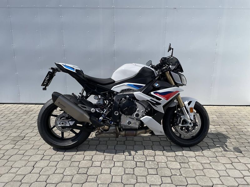 BMW (2026) S 1000 R - fotka 2 z 12