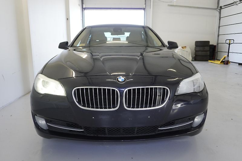 BMW Řada 5 535D SEDAN XDRIVE STEPTRONIC - fotka 1 z 32