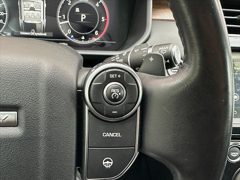 Land Rover Discovery 3,0 TDV6 190kW-HSE-CZ-DPH - fotka 30 z 49
