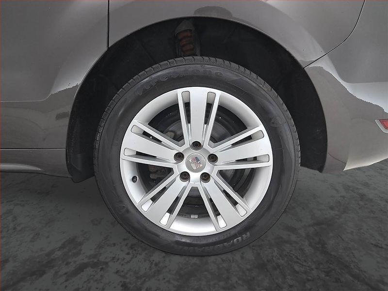 Seat Alhambra (2015) 2.0 TDI, Automat, 7 míst, Navi - fotka 15 z 21
