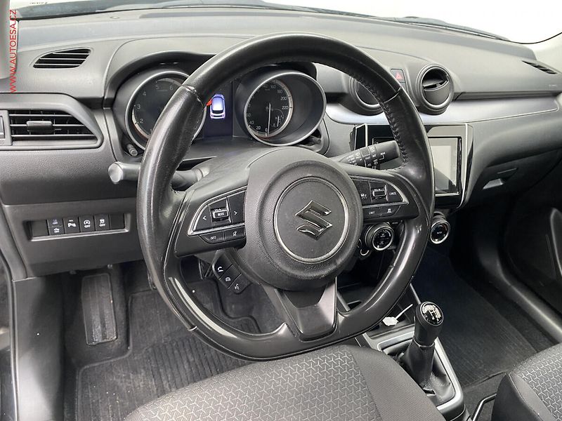 Suzuki Swift (2021) 1.2i Hybrid, Elegance - fotka 12 z 19