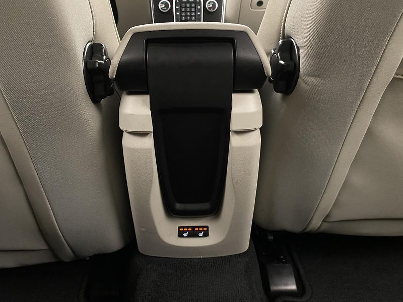 Volvo V40 CC D3 MOMENTUM AUT  - fotka 28 z 43
