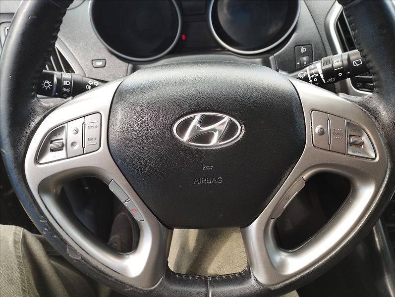 Hyundai ix35 1,7 CRDi 1. Majitel, ČR - fotka 12 z 19
