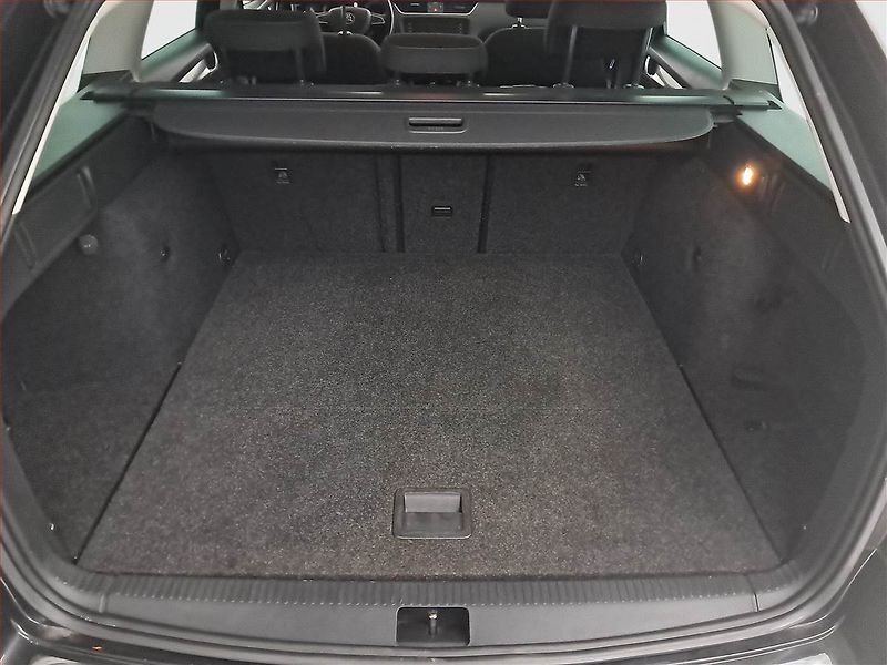 Škoda Octavia (2018) 1.6 TDI, Automat, Navi - fotka 14 z 17
