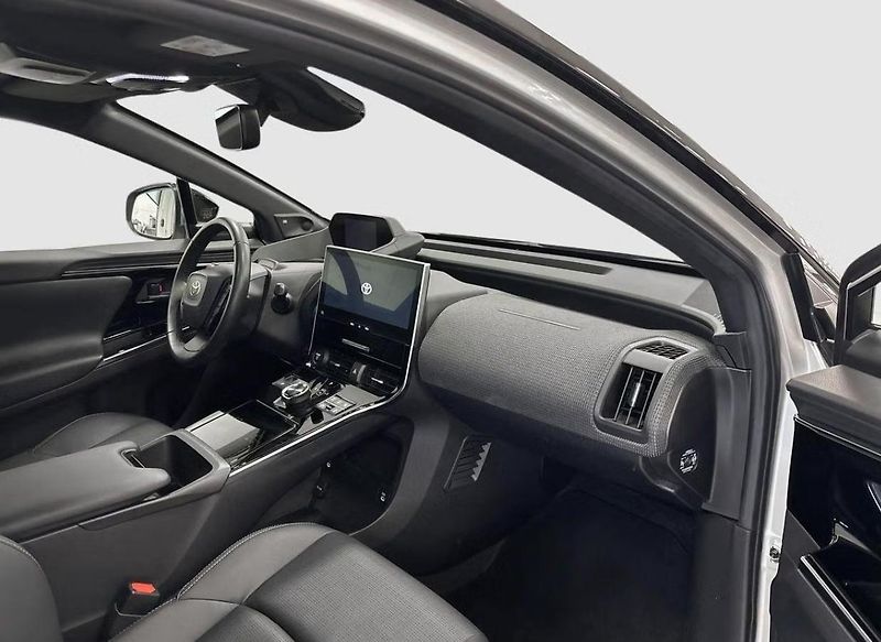 Toyota bZ4X Executive AWD 360k Odvětrávání - fotka 10 z 11