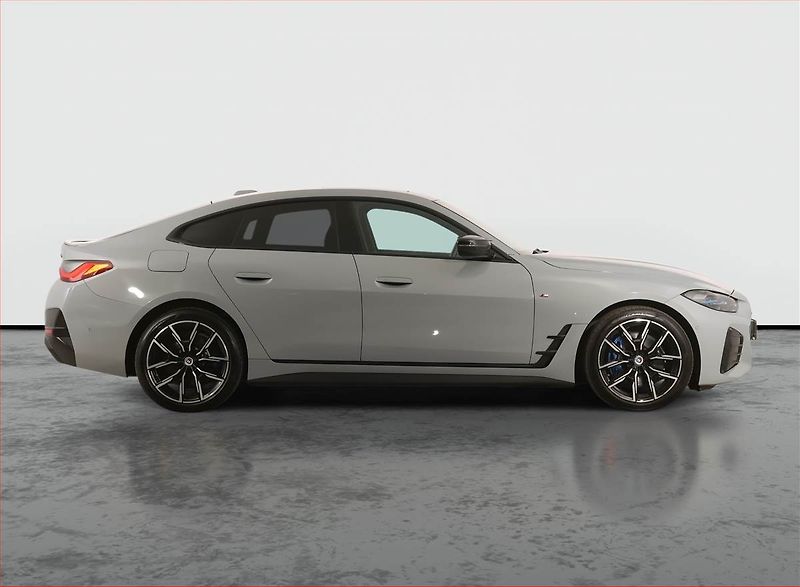 BMW i4 (2022) M50, SoH 88% - fotka 6 z 34