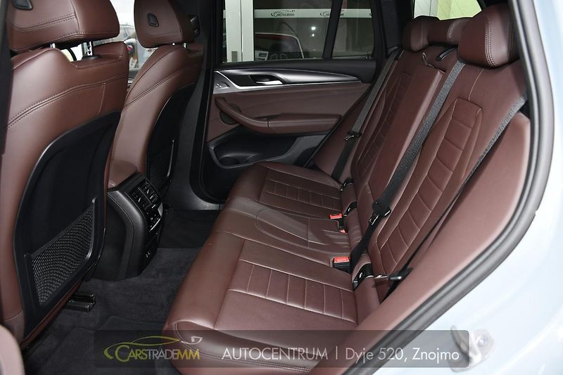 BMW X3 xDrive30d M-SPORT 1M ČR - fotka 16 z 54