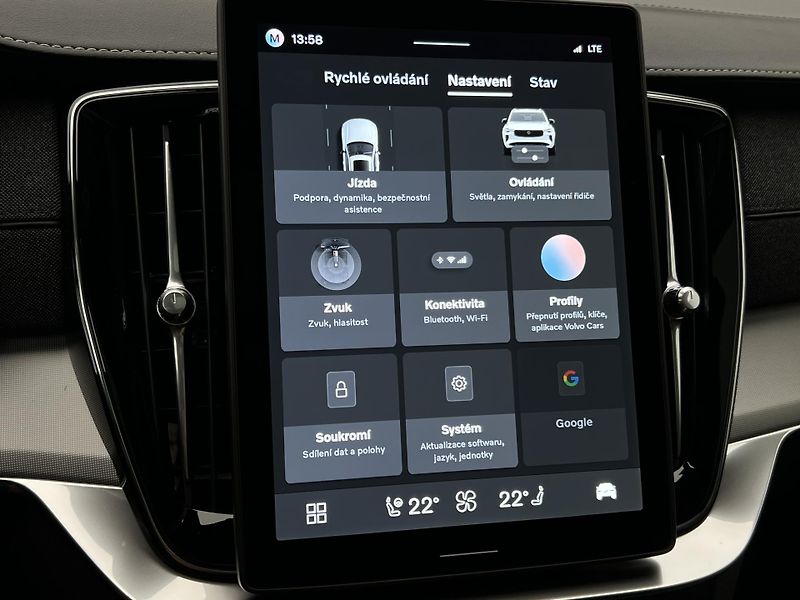 Volvo XC90 (2026) T8 AWD BLACK EDITION ULTRA - fotka 39 z 47