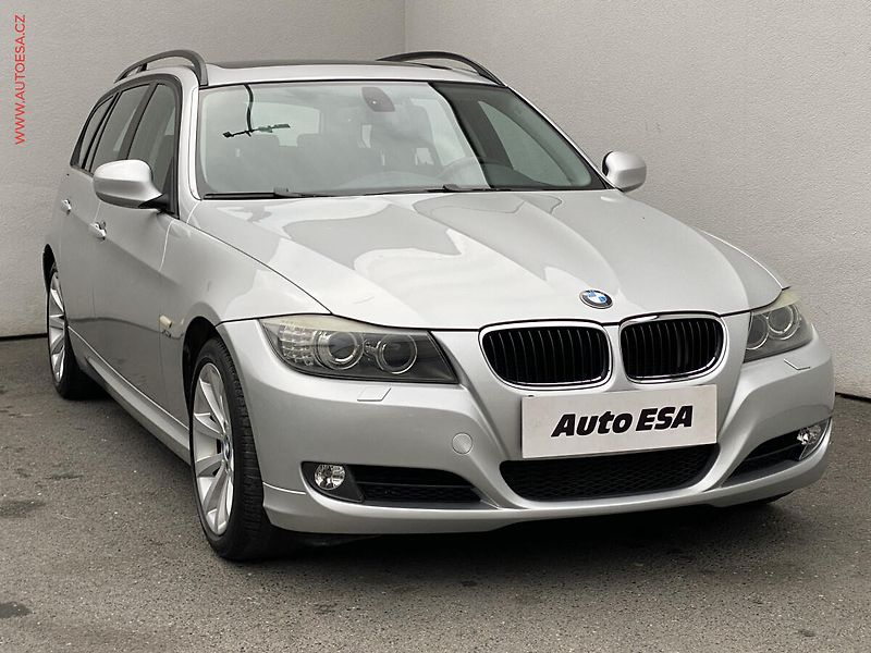 BMW Řada 3 (2008) 2.0D 320d xDrive, Bixen - fotografie inzerátu