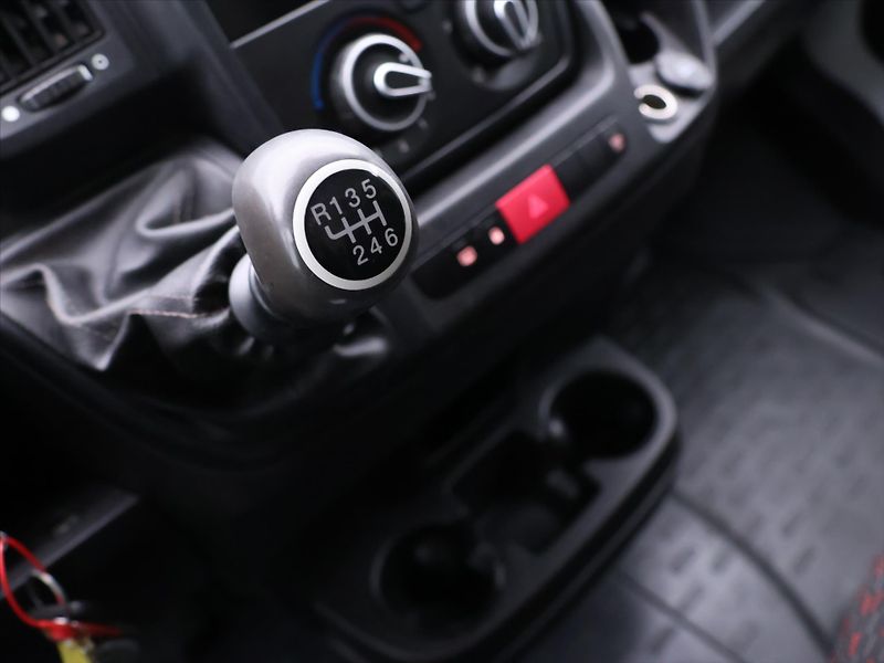 Citroën Jumper 2.0 HDI 96kW CZ Klima L2H2 DPH - fotka 25 z 34