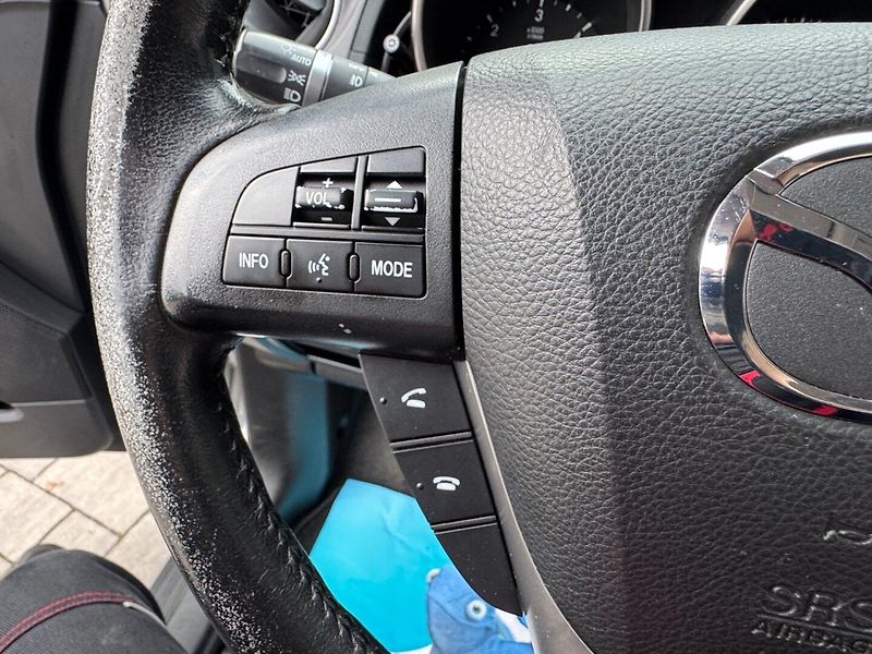 Mazda 5 (2012) 1.6 MZR-CD, 7míst - fotka 22 z 36