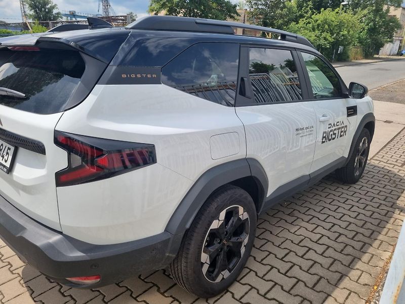 Dacia Bigster (2025) EXTREME mild hybrid-G 140 - fotka 2 z 5