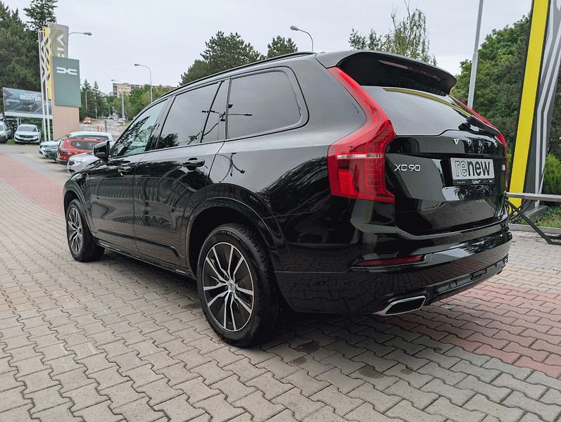 Volvo XC90 (2020) T8 Recharge 7 míst DPH - fotka 14 z 16