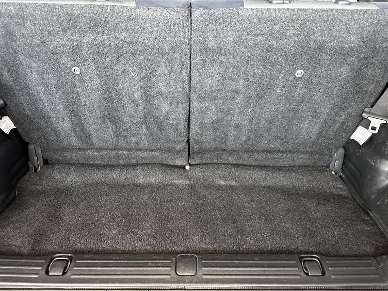 Suzuki Grand Vitara (2005) 1.6i 69 kw 4x4 - fotka 23 z 23