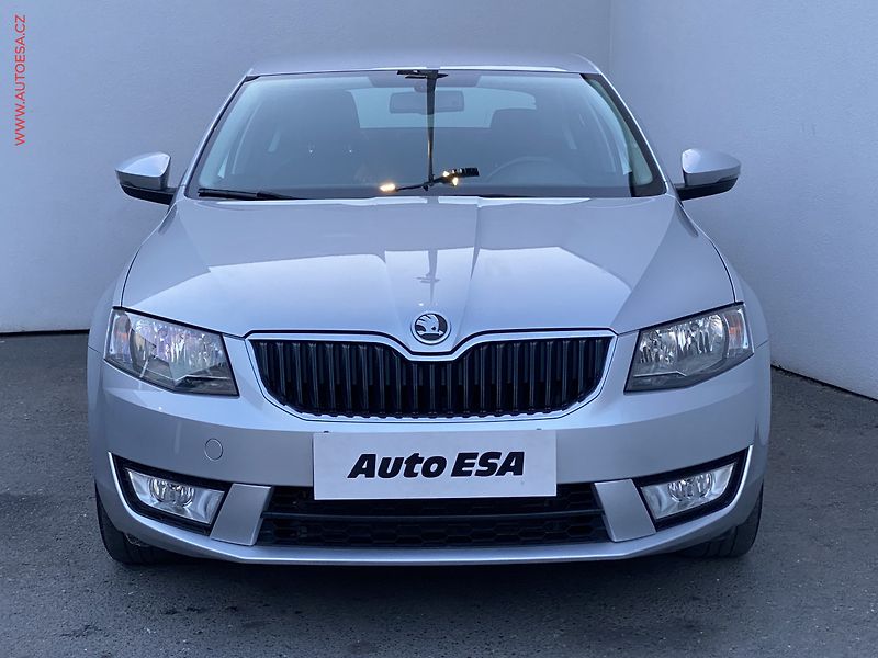 Škoda Octavia (2013) 1.8 TSi, Elegance, DSG - fotka 2 z 19