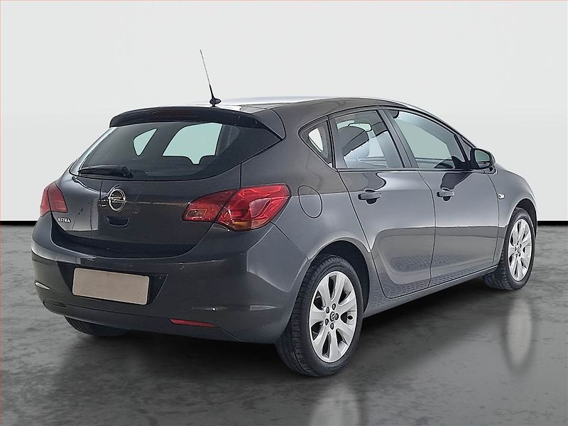 Opel Astra (2012) 1.6 16V, po STK, dobrý stav - fotka 5 z 17