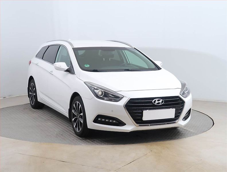 Hyundai i40 (2017) 1.7 CRDi, Serv.kniha, Tempomat - fotografie inzerátu
