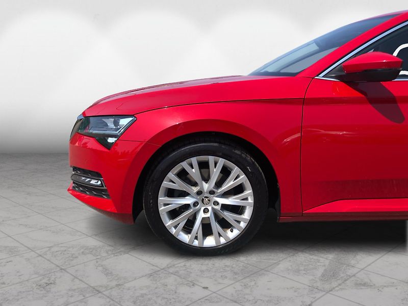 Škoda Superb COMBI 2.0 TSi DSG 7st. STYLE - fotka 10 z 30
