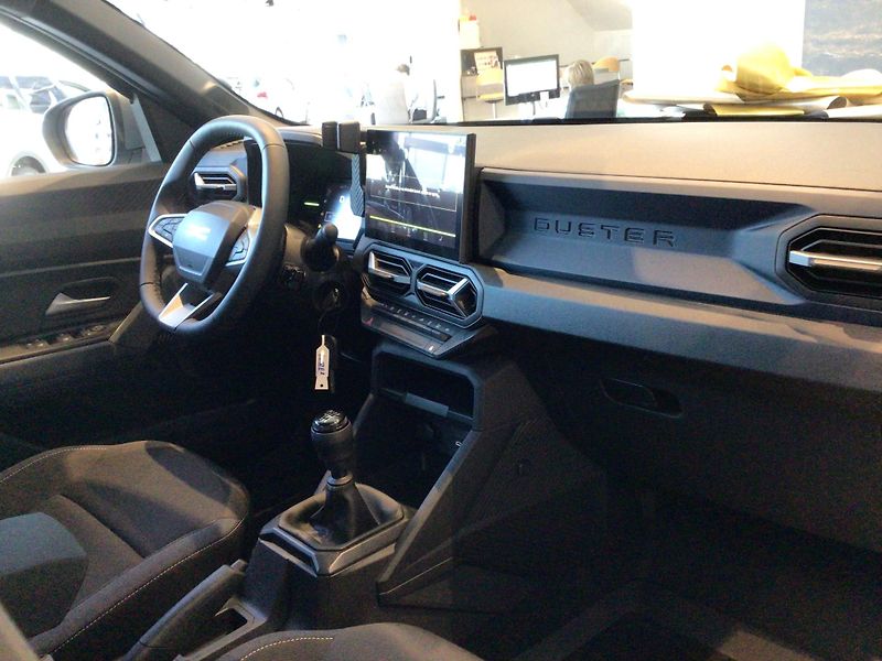 Dacia Duster (2026) 140PS KAMERA VYHŘ.SEDAČKY AKCE - fotka 17 z 18