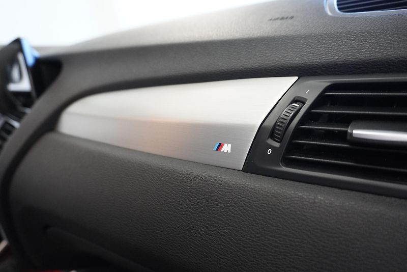BMW X4 3.0 35D X-DRIVE M-SPORT - fotka 25 z 33