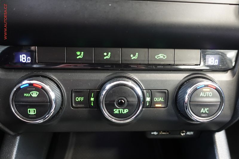 Škoda Octavia (2014) 1.6 TDi 4x4, 2.maj, AC, tempo - fotka 20 z 24