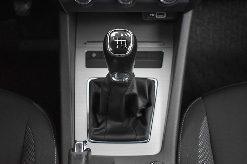 Škoda Octavia 1.5 TSI AMBITION*SmartLink*ČR* - fotka 19 z 34