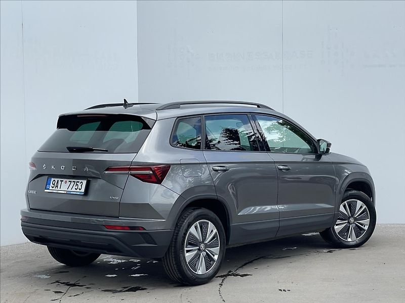 Škoda Karoq 2,0 TDI 4x4 DSG Style - fotka 3 z 24