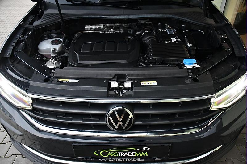Volkswagen Tiguan 2.0TDi DSG NAVI TAŽNÉ ČR 1.M - fotka 41 z 41