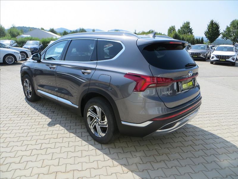 Hyundai Santa Fe 2,2 CRDi 142kW AUT Smart ČR - fotka 5 z 29