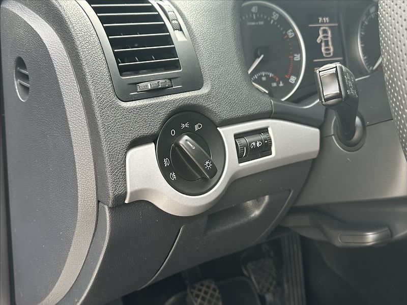 Škoda Octavia 1,8 TSI 152PS  II FL Family - fotka 28 z 44