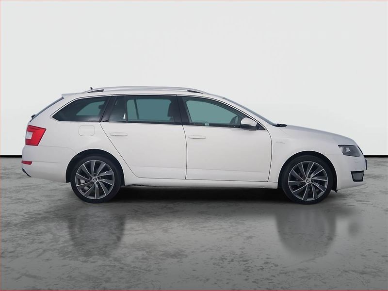 Škoda Octavia (2015) Laurin&Klement 2.0 TDI, 4X4 - fotka 6 z 22