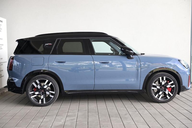 Mini Countryman JCW ALL4 - fotka 4 z 17